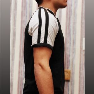 CALVIN KLEIN SHORT SLEEVE WITH STRIP’S